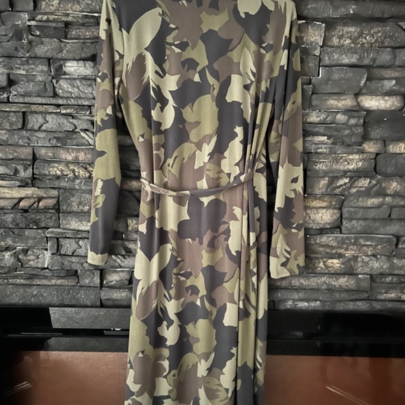 Joe Fresh Dress - Picture 3 of 3